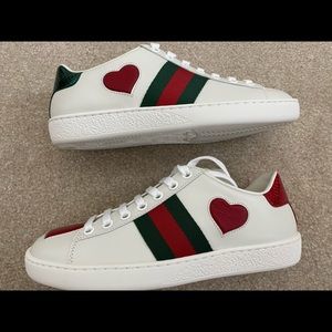Gucci New Ace Heart Leather Sneakers Size 34 - NEW